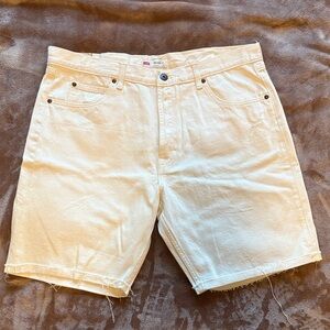Wrangler Off-White Denim Men's Shorts